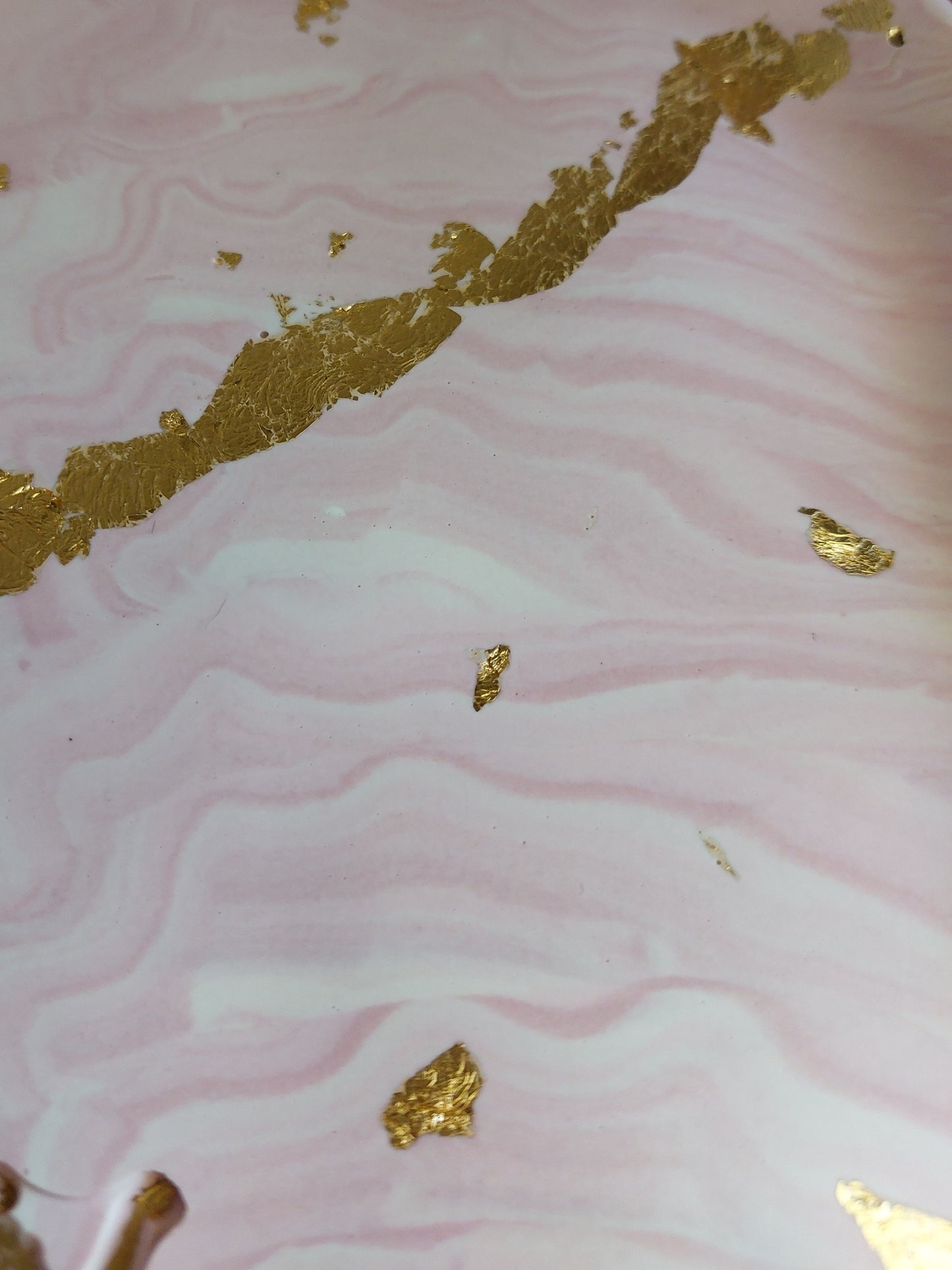 Jesmonite Schale Rosa/Weiß mit Gold