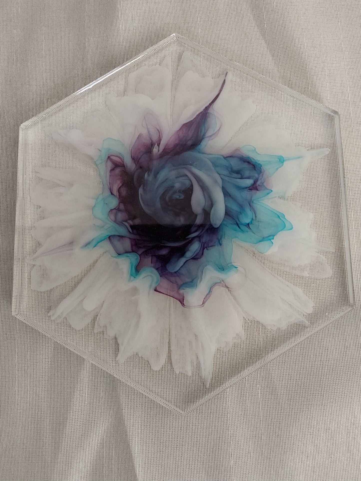 Tablett Hexagon Blüte und Griffe