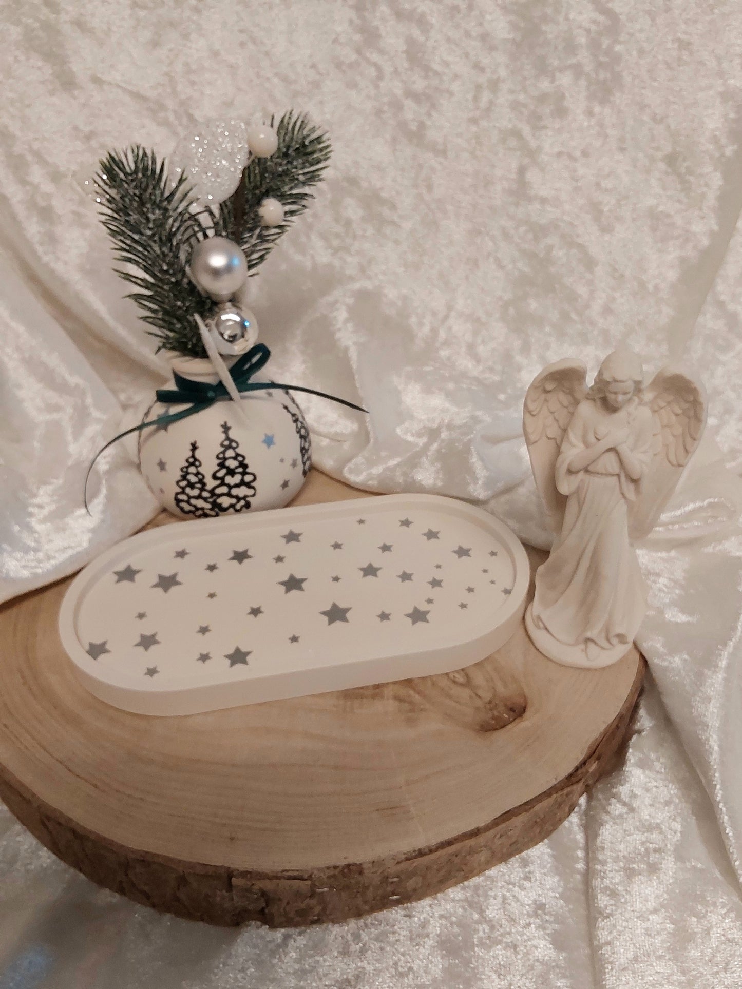 Weihnachtstablett mit Vase und Engel