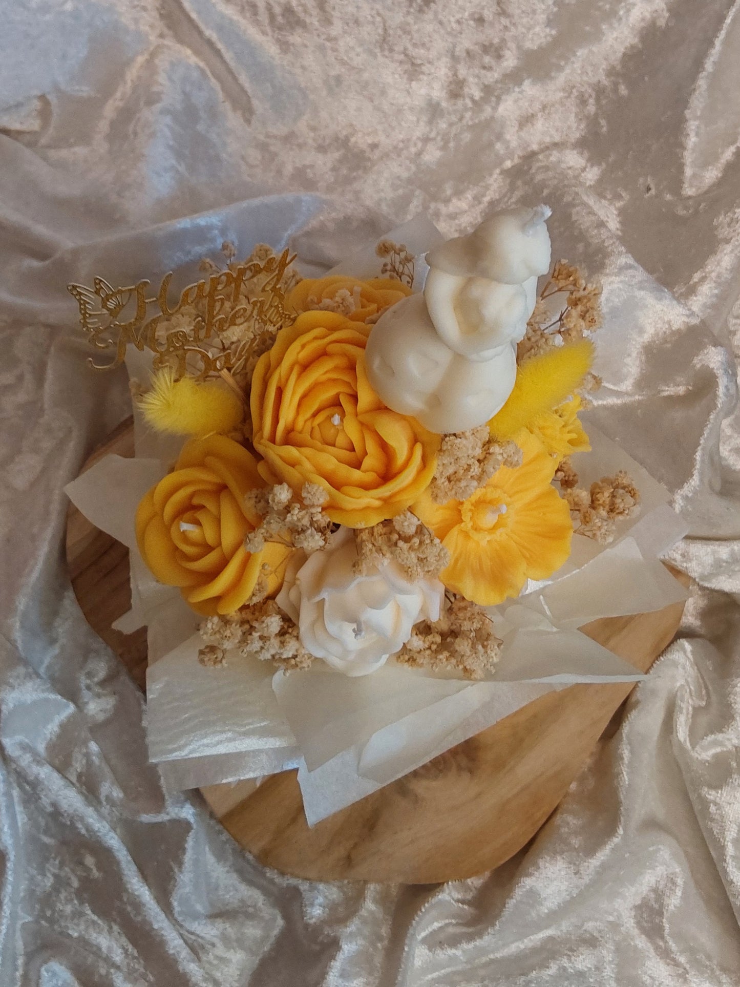 Blumenstrauß aus Kerzen zu Muttertag