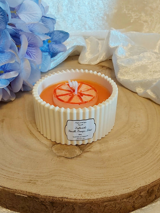 Duftkerze Vanille, Orange, Zimt im Gefäß  60g