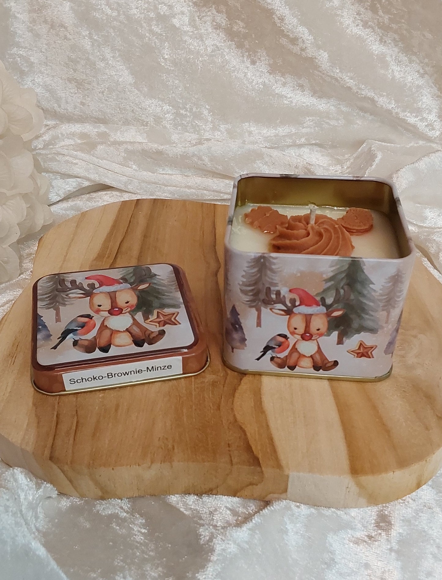 Weihnachtsdose mit verschiedenen Weihnachtsdüften