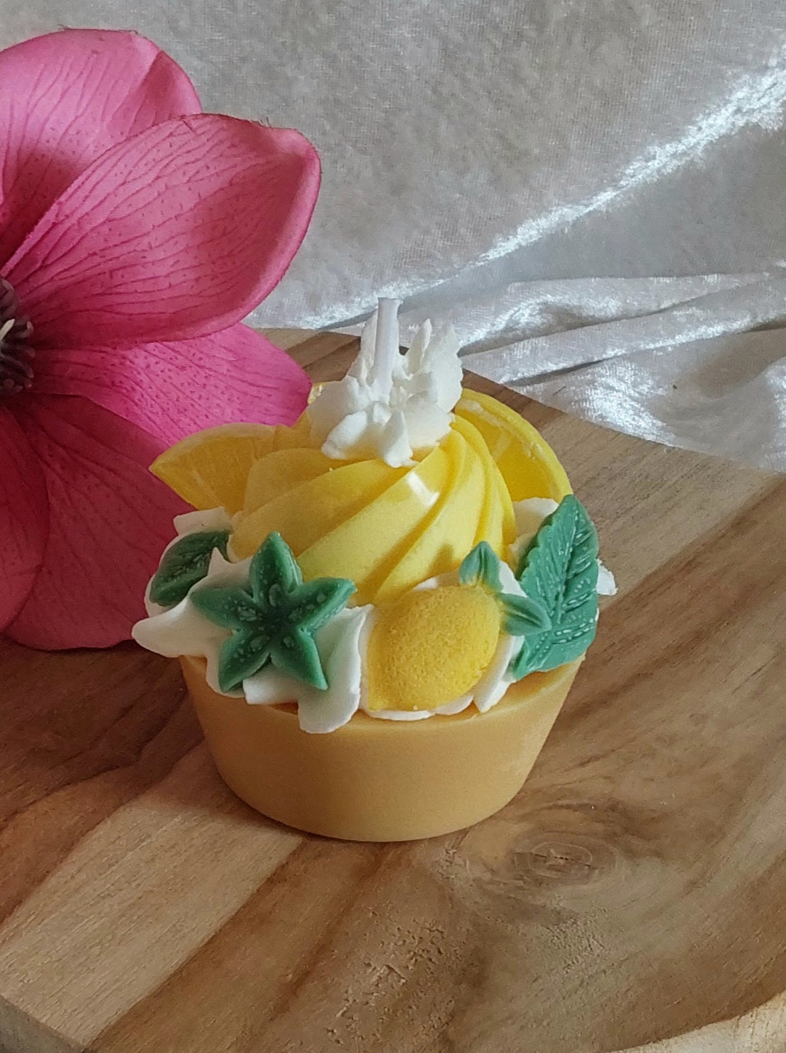 Zitronenkuchen CupCake in Geschenkbox
