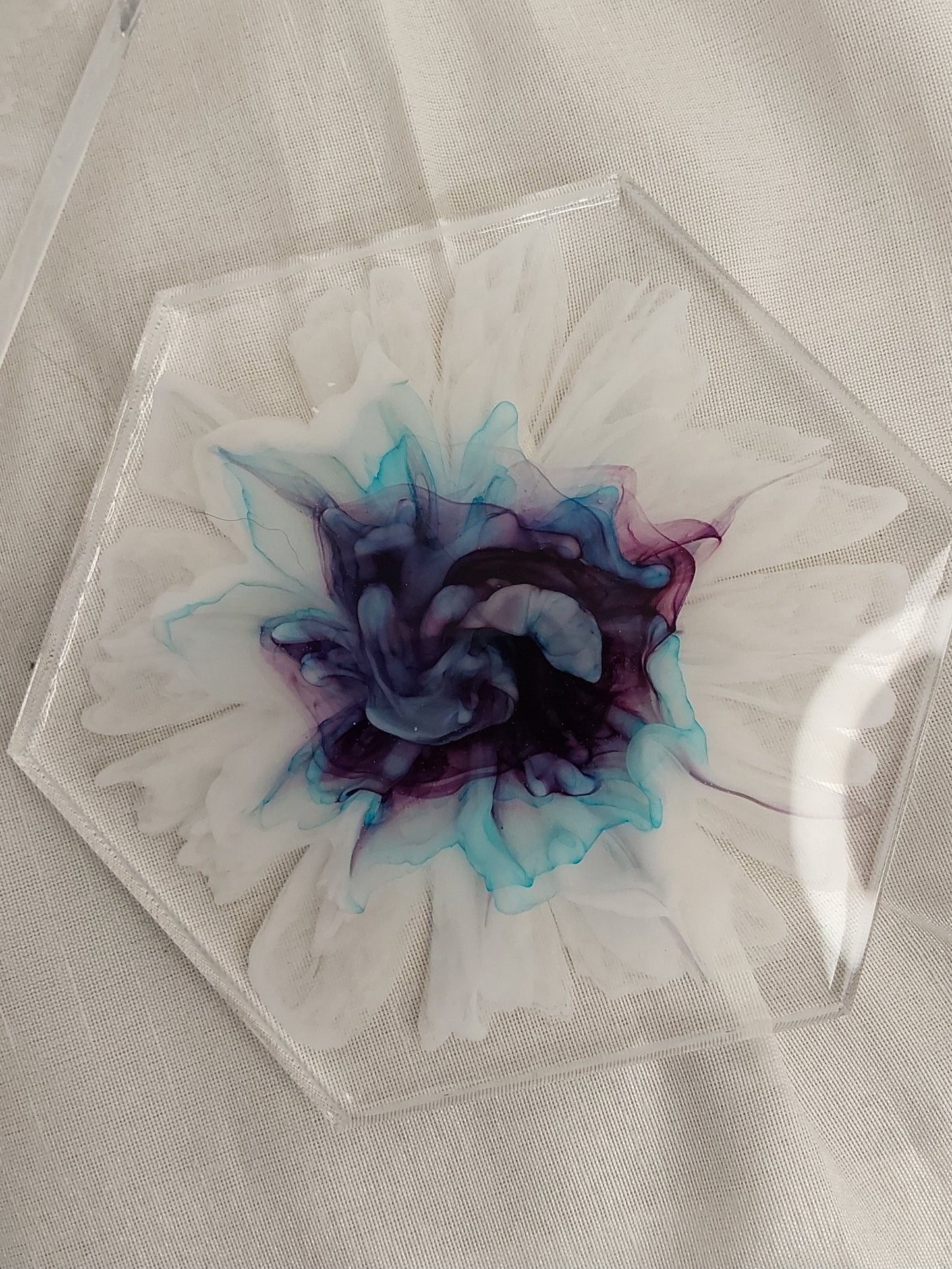 Tablett Hexagon Blüte und Griffe