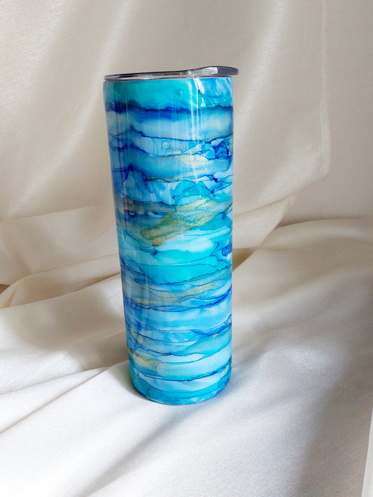 Tumbler mit Alkohol-Ink-Design Blau Strohhalm