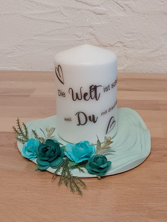 Dekorative Kerze mit Spruch und Teller