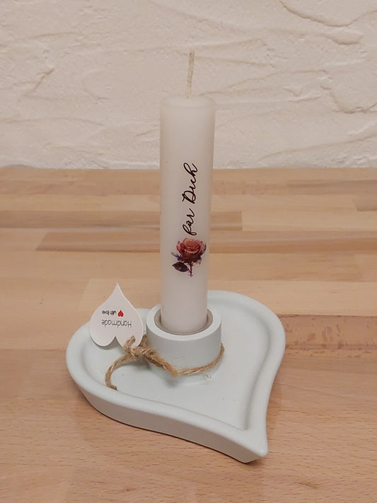 Herz-Stabkerzenhalter mit Kerze