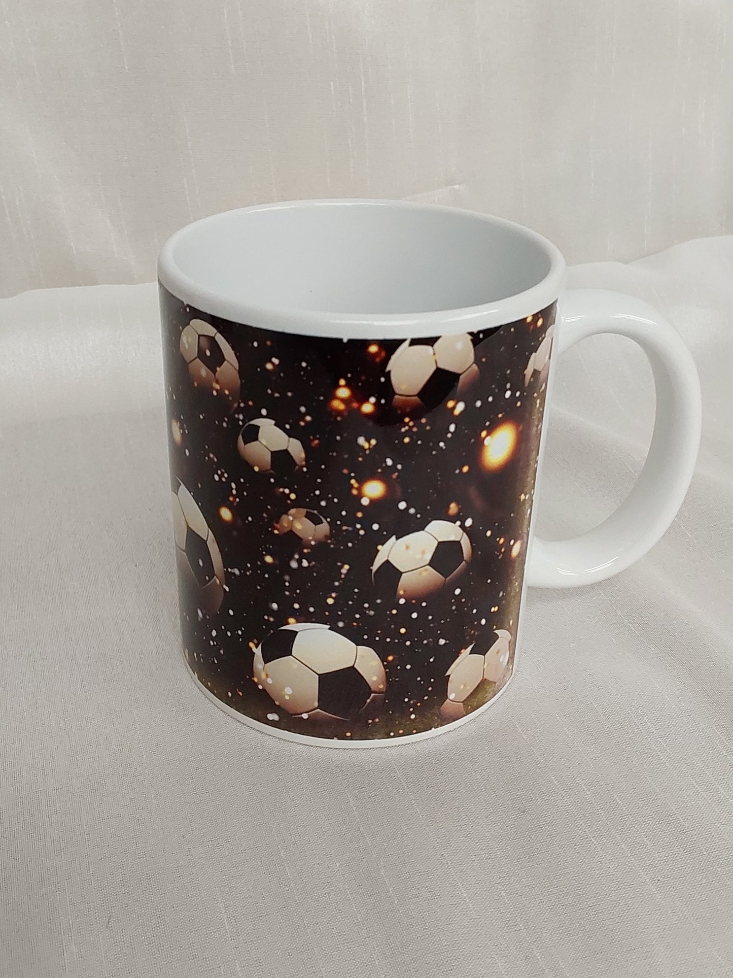 Tasse Fußbälle