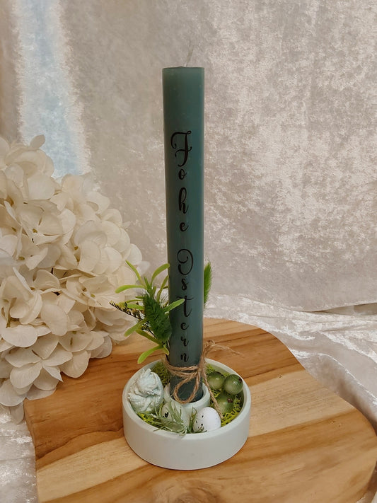 Oster-Kerze in rundem Kerzenhalter