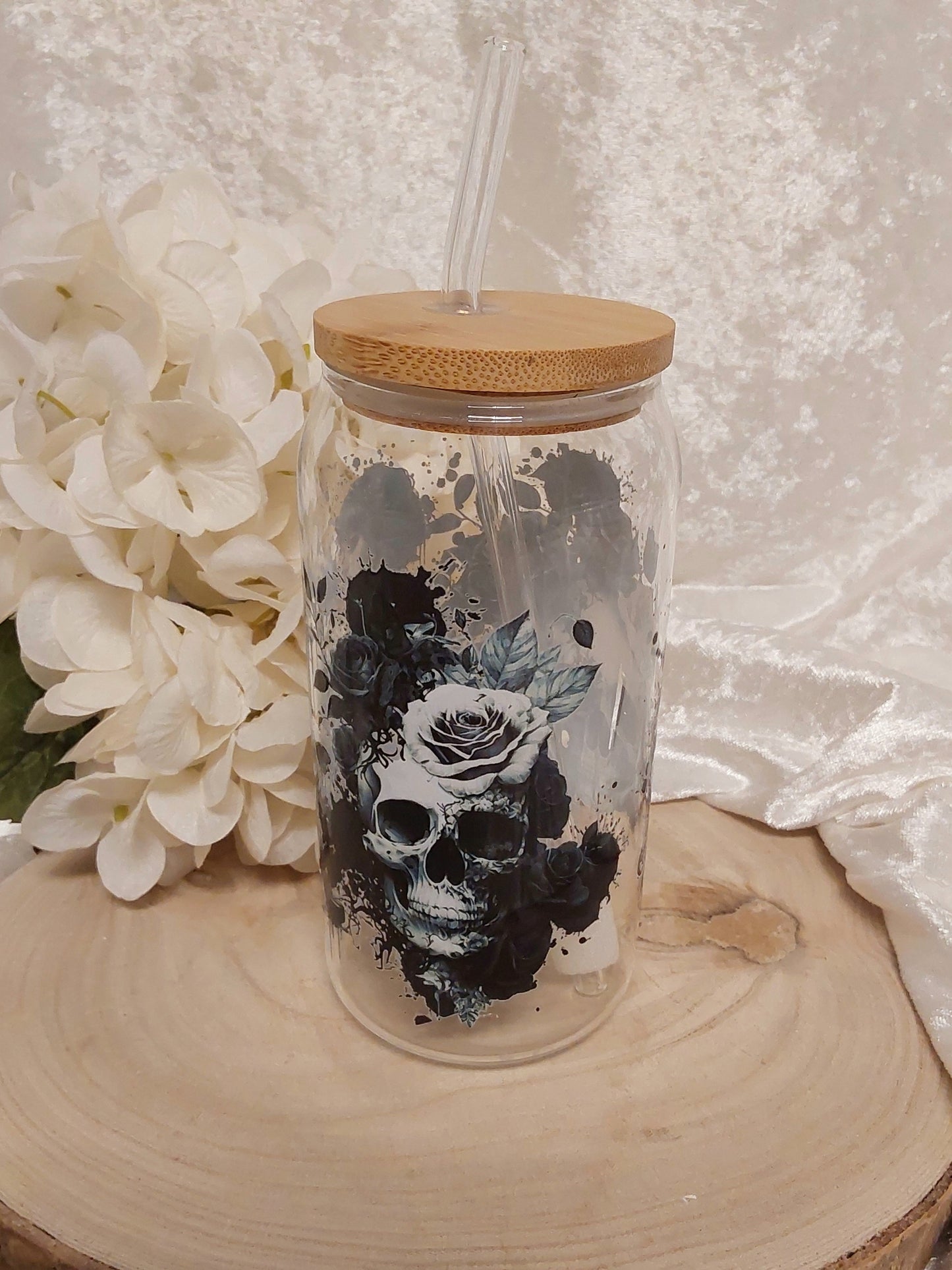 Trink-Glas mit Gothik-Motiv