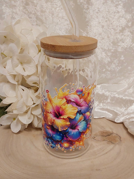 Trink-Glas mit bunten Blumen-Motiv