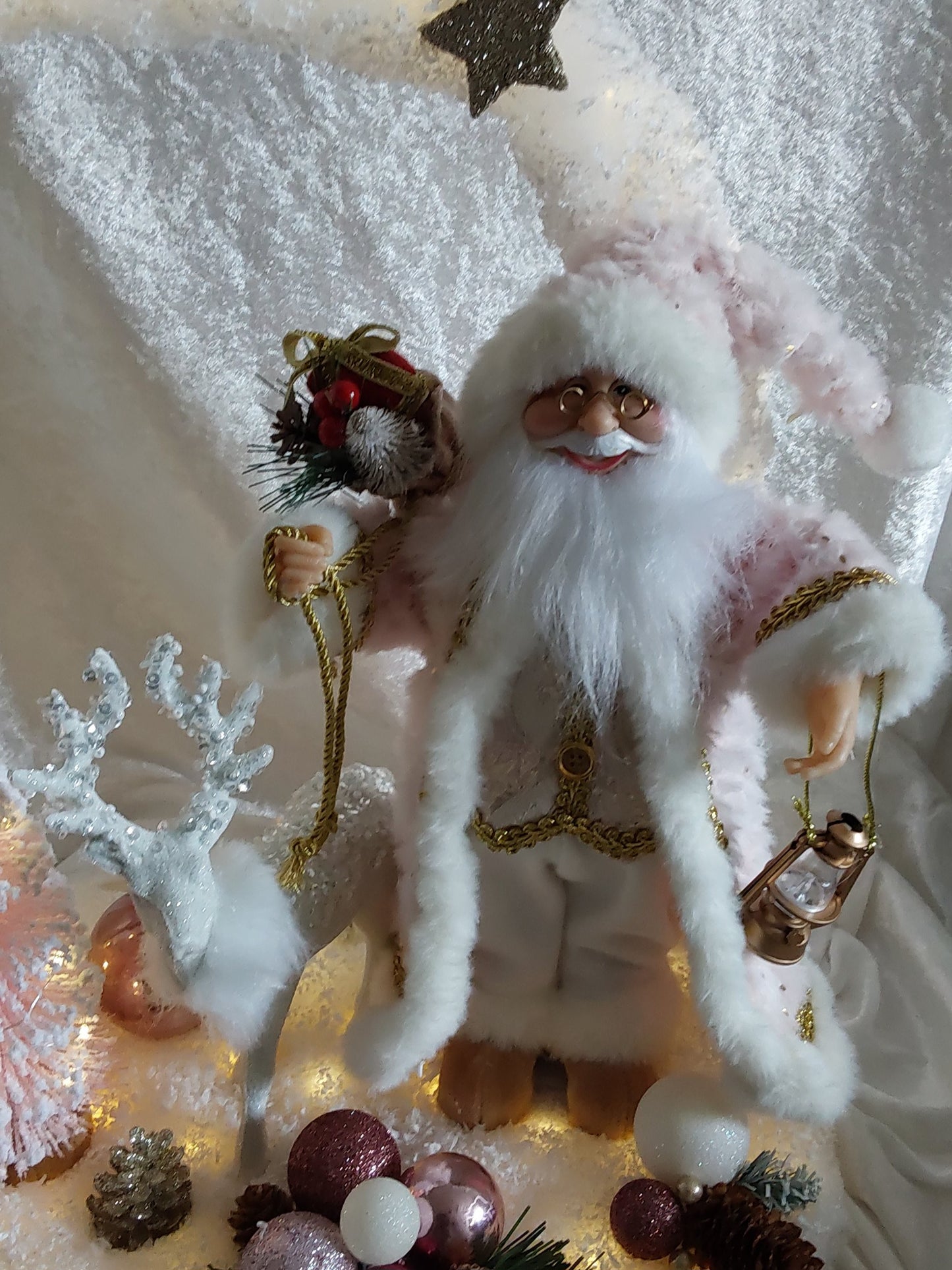 Großes Nikolaus - Gesteck mit Beleuchtung