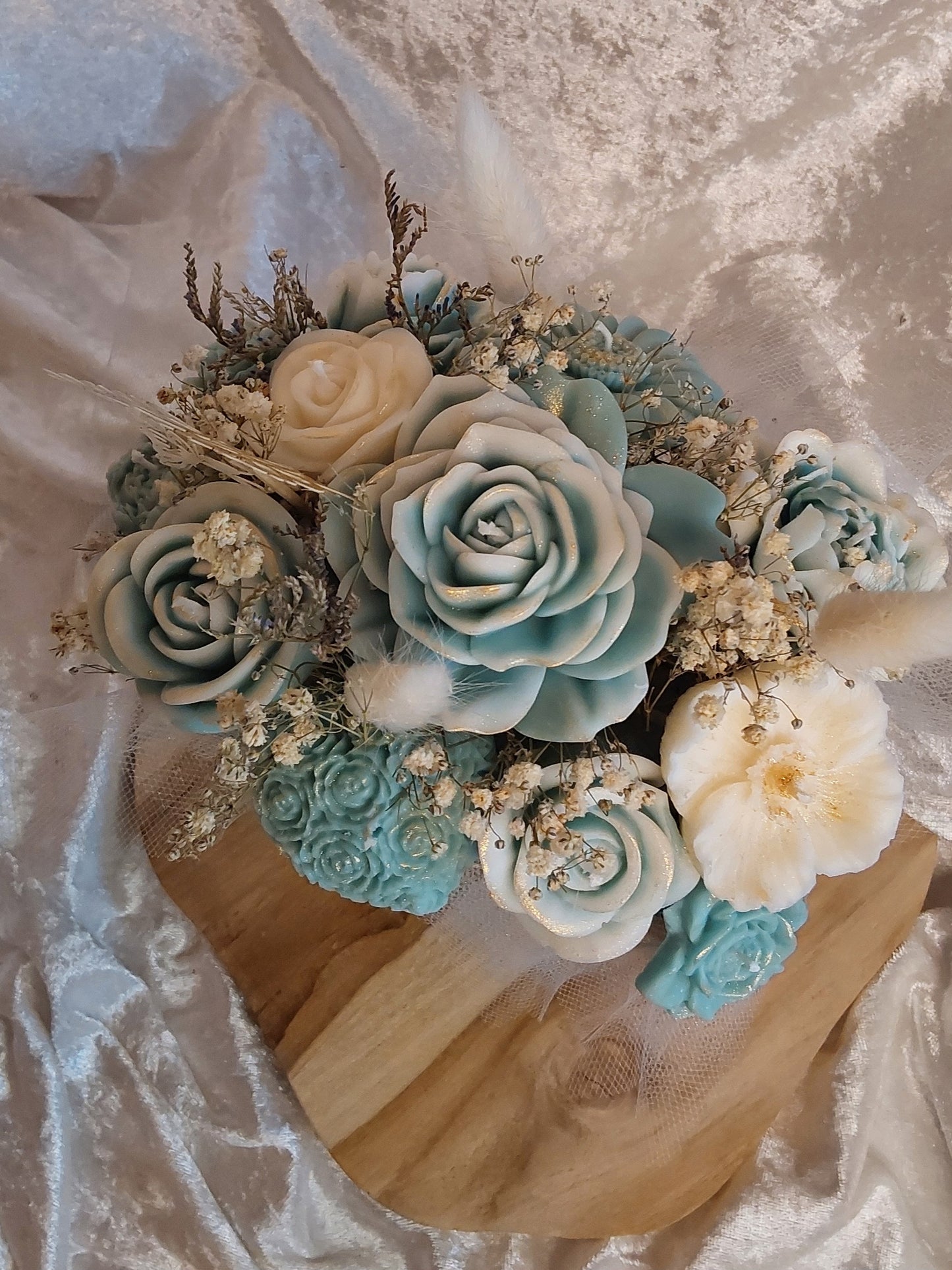 Blumenstrauß aus Kerzen zum Muttertag im Täschchen