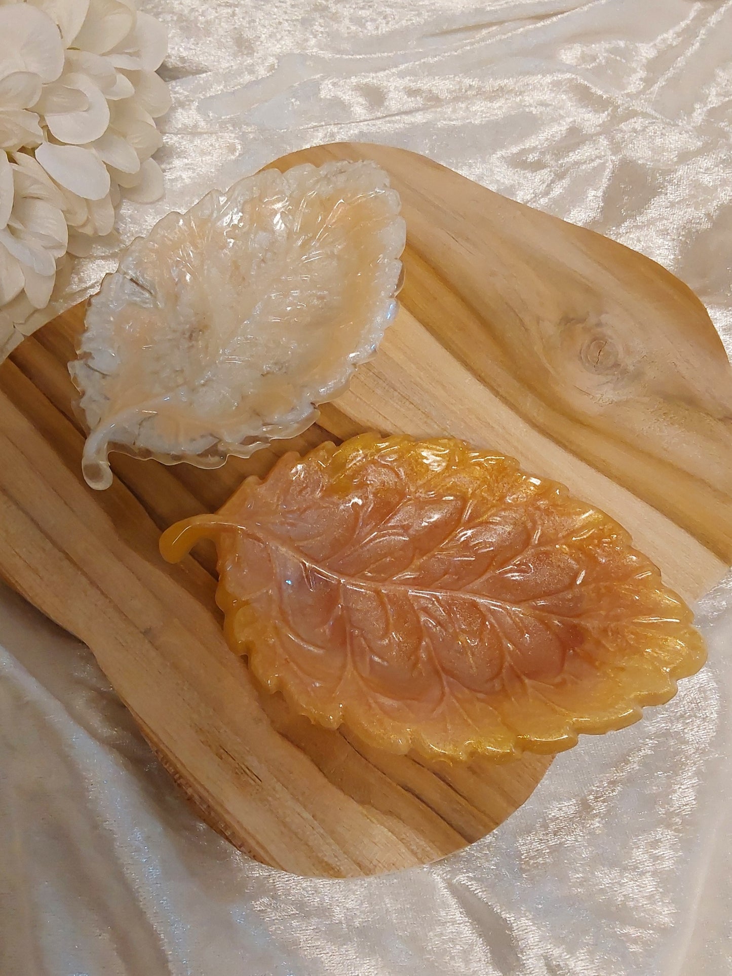 Blattschälchen aus Resin