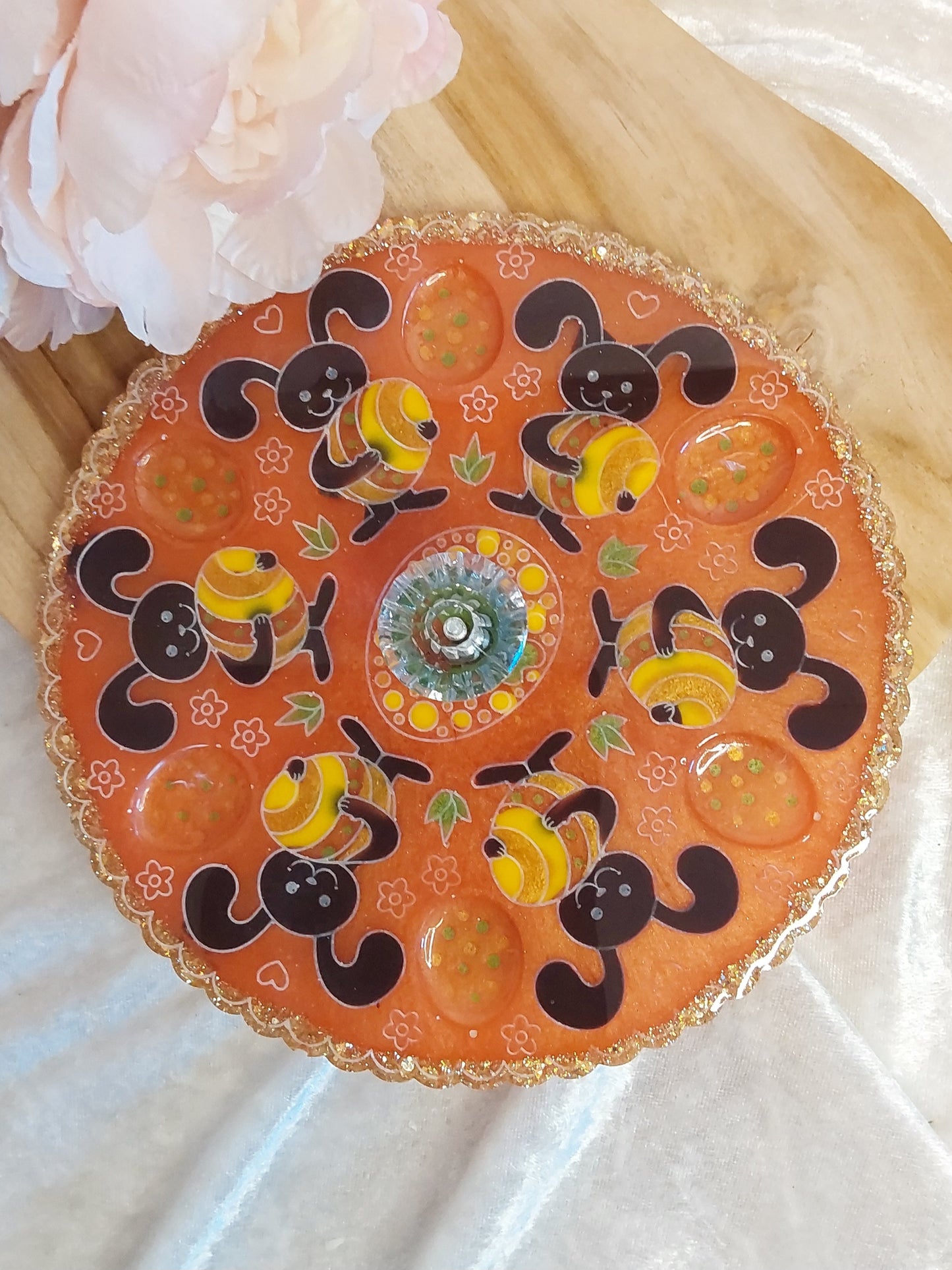 Oster-Eierteller aus Resin Grün oder Orange